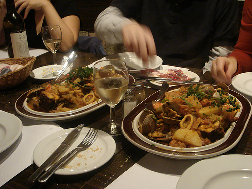 Caldeirada é um dos pratos típicos da gastronomia portuguesa, famoso em Furadouro, Ovar.
